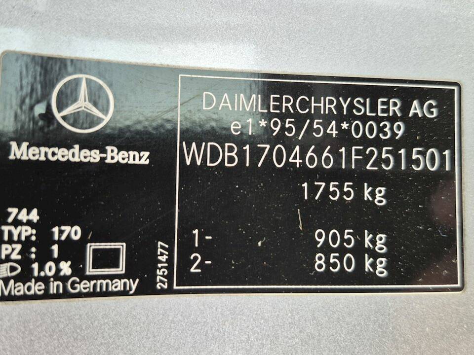 Afbeelding 52/63 van Mercedes-Benz SLK 32 AMG (2001)
