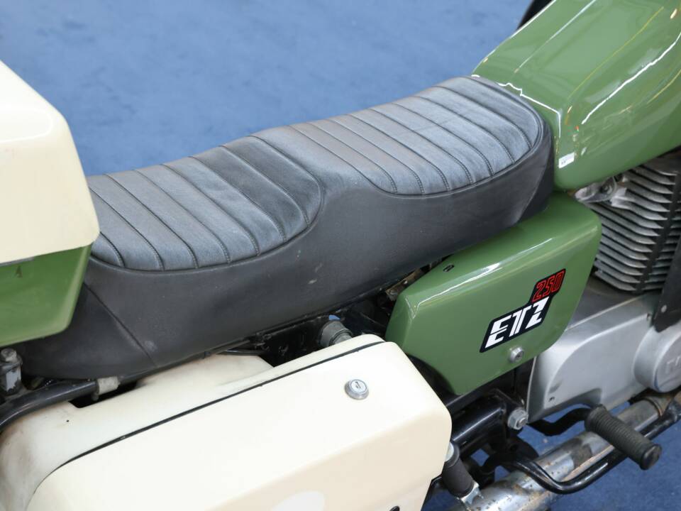 Bild 27/36 von MZ ETZ 250 (1986)