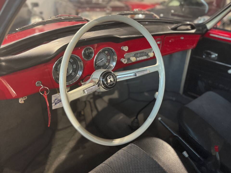 Image 22/29 de Volkswagen Karmann Ghia 1200 (1965)