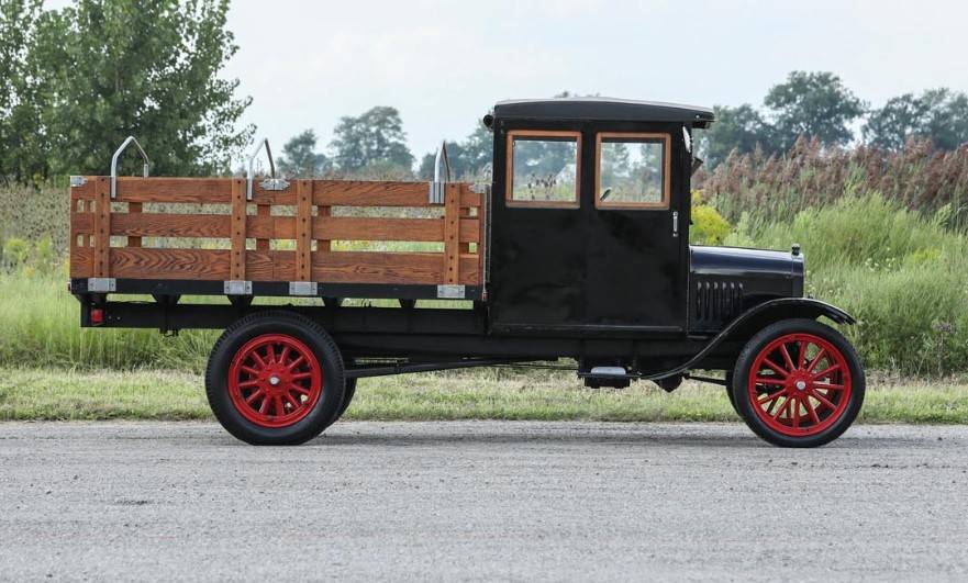 Image 5/19 of Ford Model T (1919)