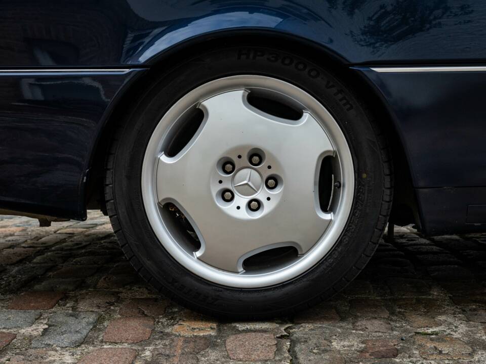 Bild 19/50 von Mercedes-Benz CL 420 (1997)