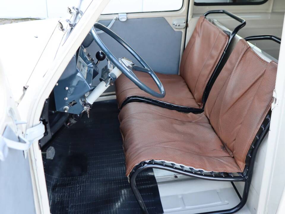 Image 24/52 de Citroën AK 400 (1971)