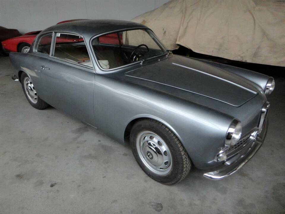 Image 11/49 of Alfa Romeo Giulietta Sprint Veloce (1958)