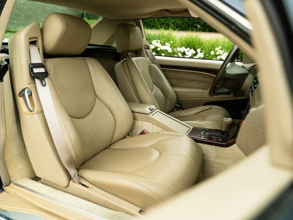 Image 33/50 de Mercedes-Benz SL 500 (1998)