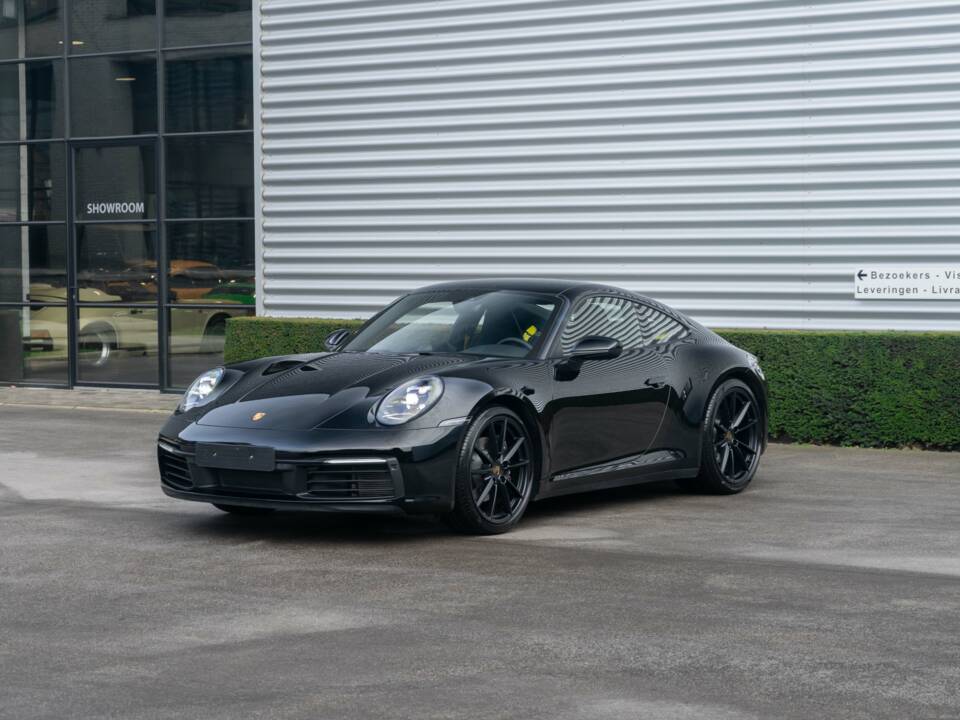 Image 4/30 of Porsche 911 Carrera (2022)