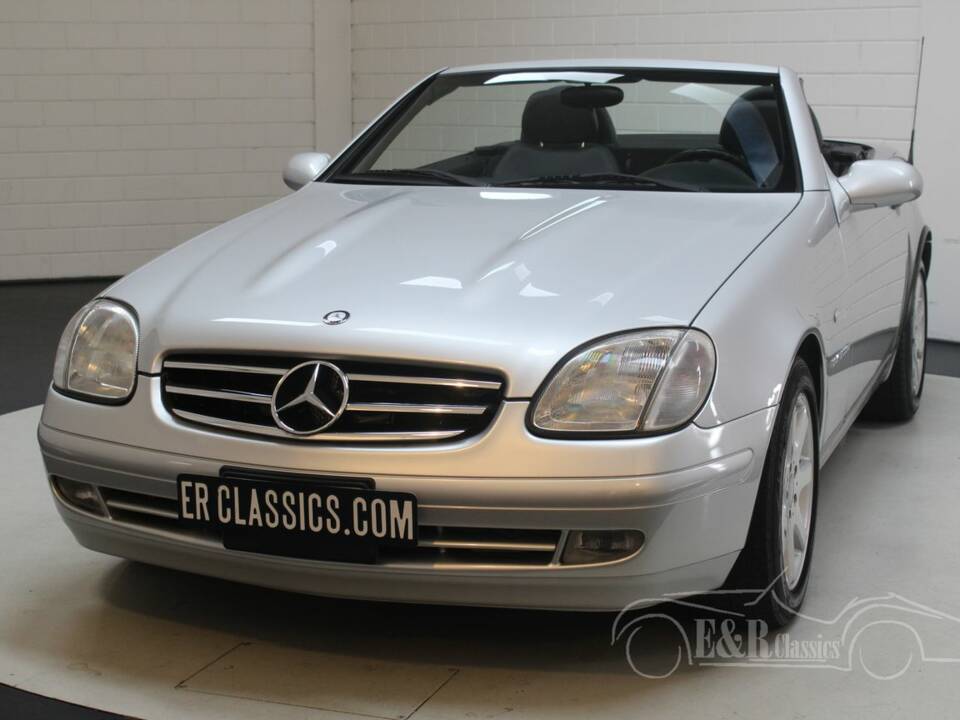 Bild 7/8 von Mercedes-Benz SLK 230 Kompressor (1999)