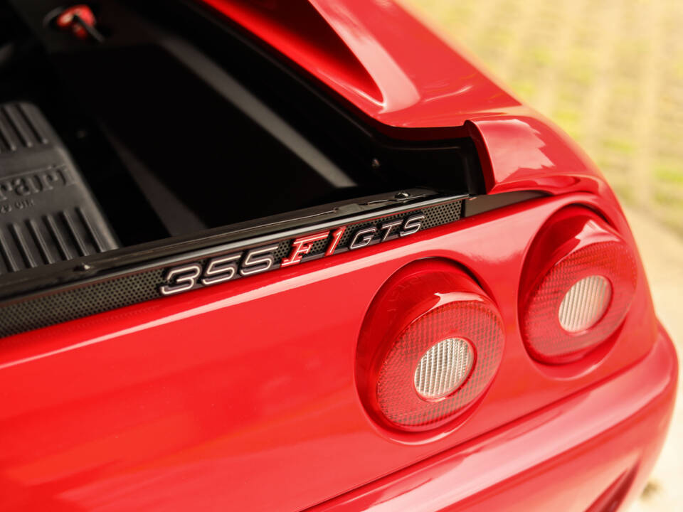 Immagine 56/76 di Ferrari F 355 F1 GTS (1997)