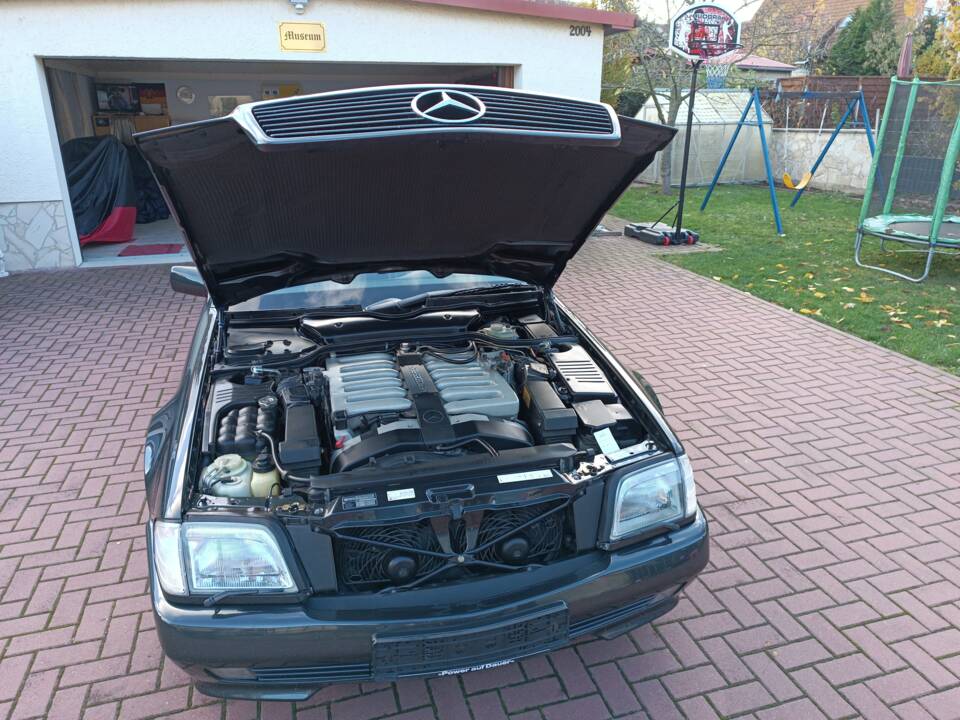 Image 10/24 of Mercedes-Benz 600 SL (1992)