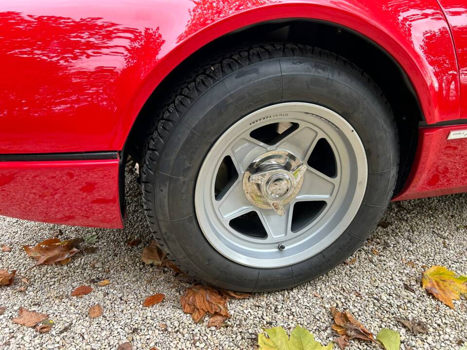 Immagine 7/28 di Ferrari 512 BBi (1983)