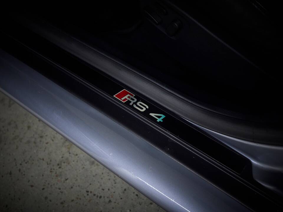 Imagen 90/100 de Audi RS4 Avant (2001)