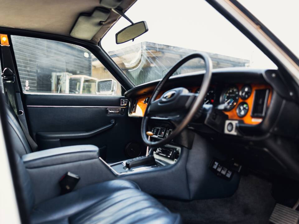 Imagen 49/50 de Jaguar XJ 6 4.2 (1982)