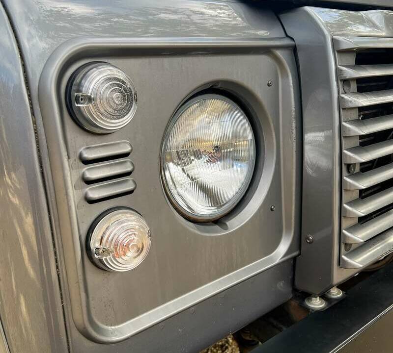 Image 26/50 of Land Rover Defender 90 (2011)