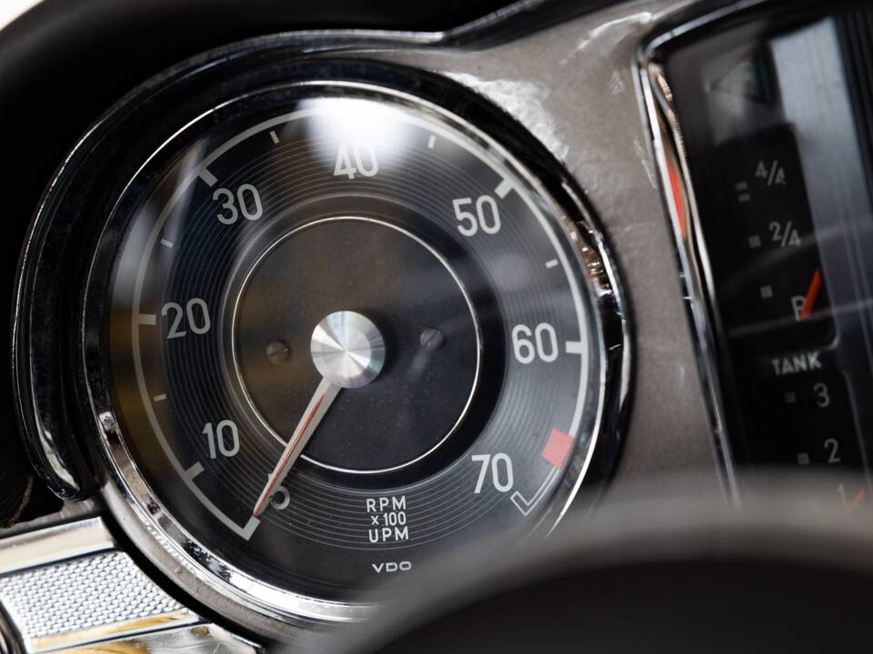 Image 16/35 de Mercedes-Benz 230 SL (1966)
