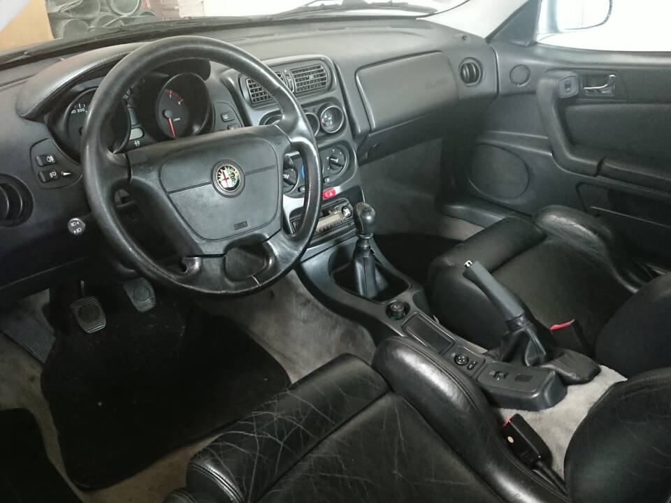 Bild 34/52 von Alfa Romeo GTV 2.0 V6 Turbo (1995)