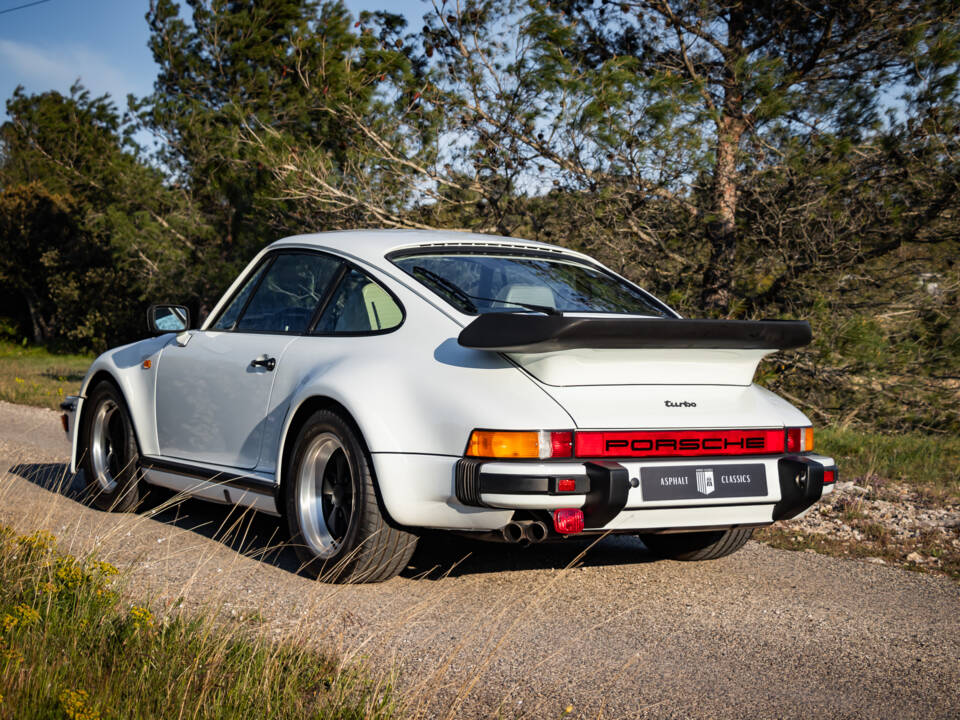 Imagen 41/50 de Porsche 911 Turbo 3.3 Flatnose (1982)