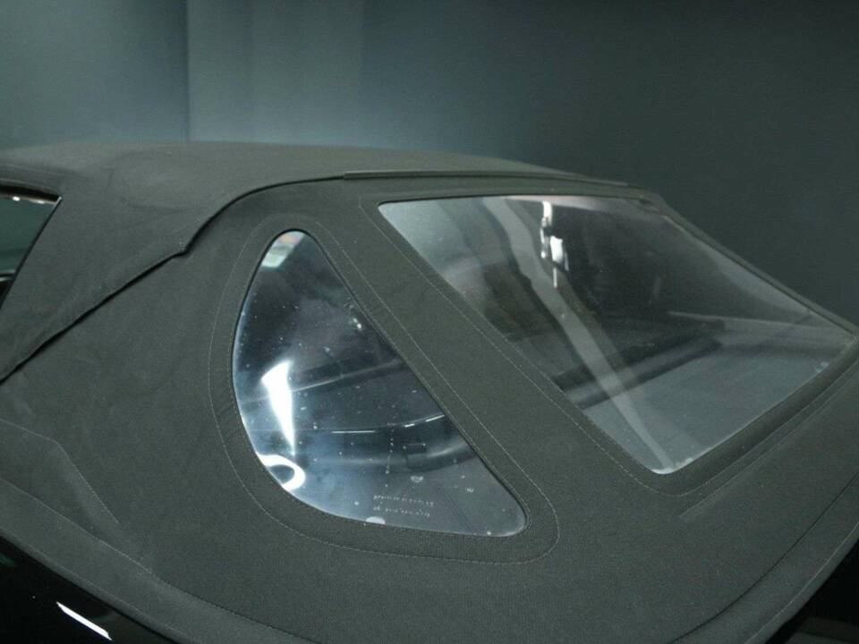 Immagine 23/30 di Mercedes-Benz SL 600 (2001)