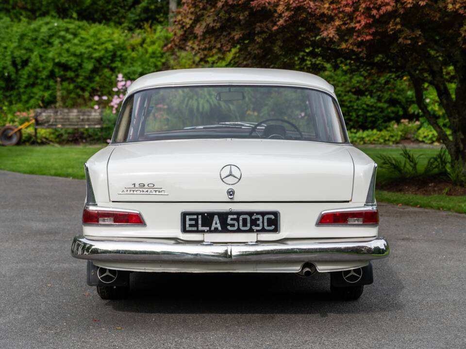 Image 10/35 of Mercedes-Benz 190 c (1965)