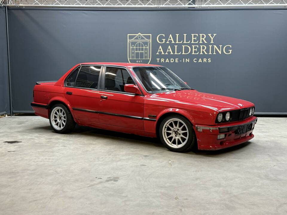 Afbeelding 16/26 van BMW 320i (1985)