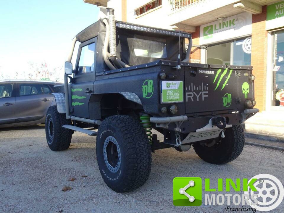 Image 3/10 de Land Rover Defender 90 Td5 (2000)