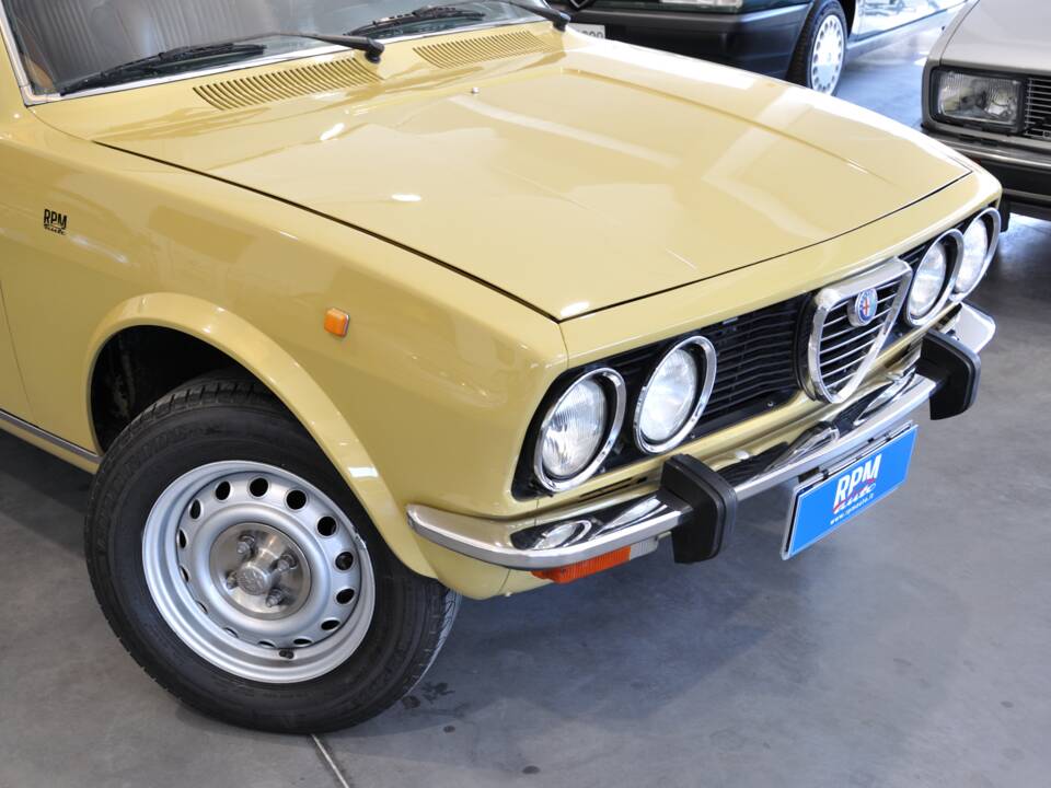 Image 8/31 of Alfa Romeo Alfetta 1.8 (1975)
