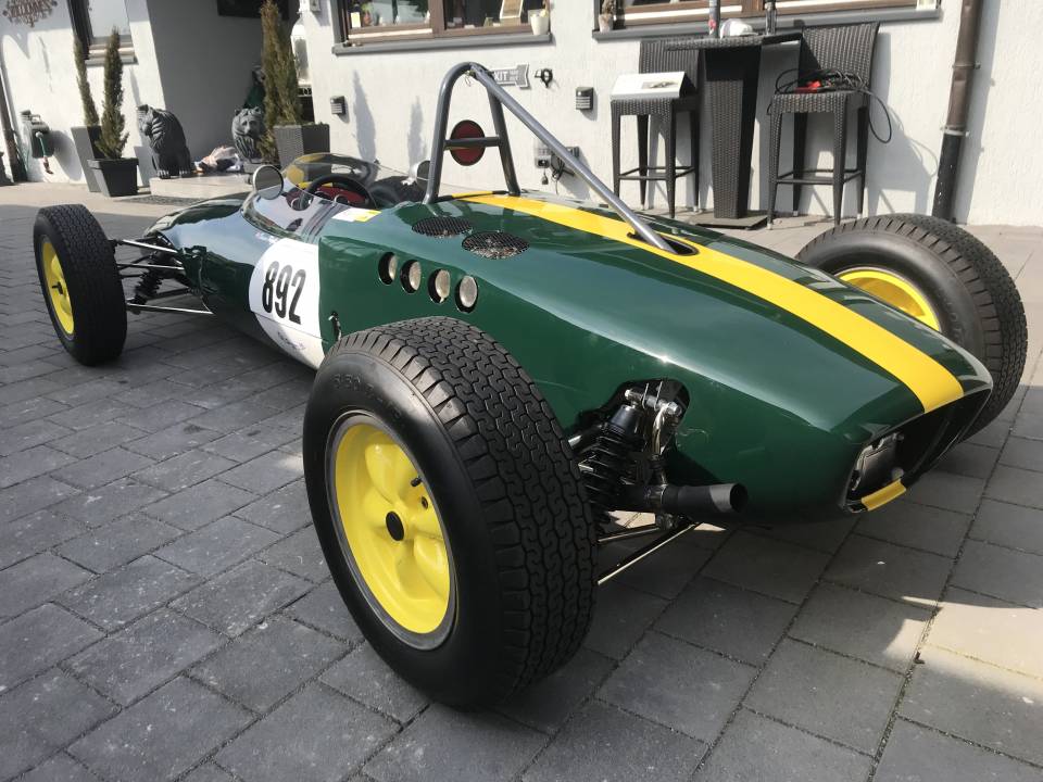 Image 6/31 of Lotus 20 Formula Junior (1961)