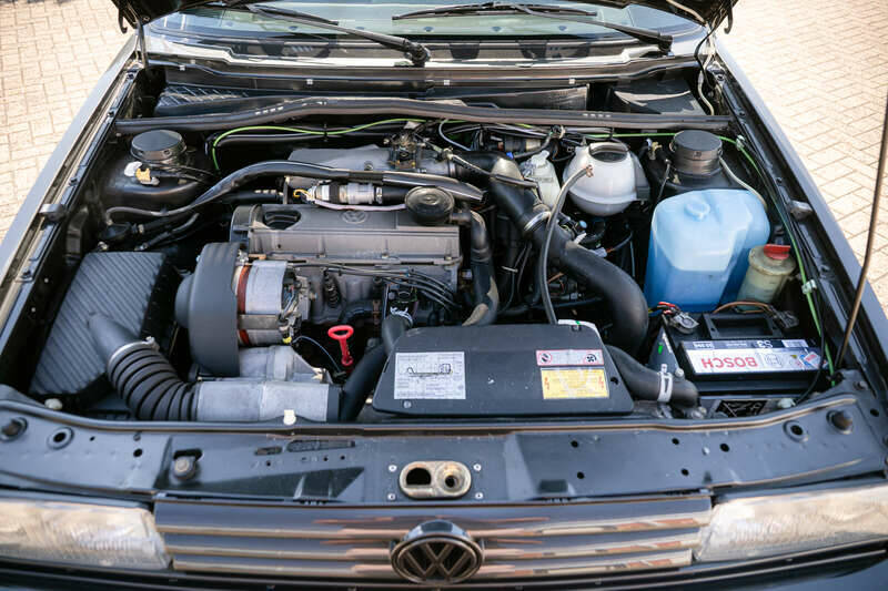 Imagen 3/50 de Volkswagen Golf Mk II GTi G60 1.8 (1989)