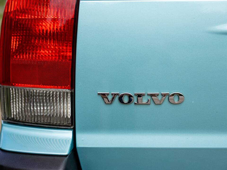 Image 35/50 de Volvo V70 R AWD (2003)