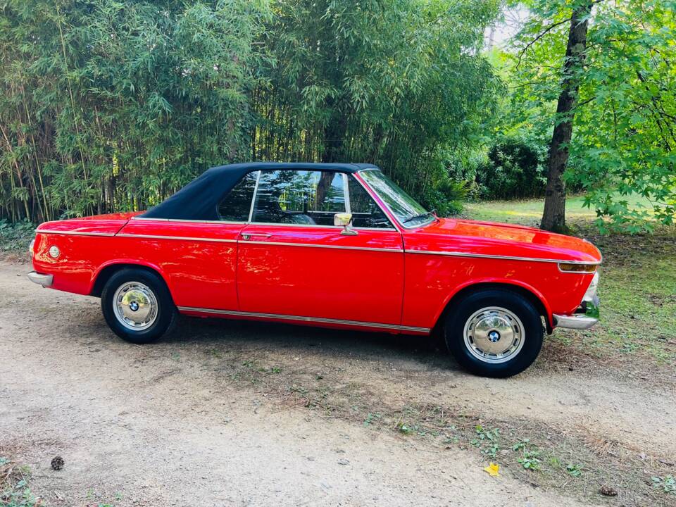 Image 19/142 of BMW 1600 Convertible (1970)