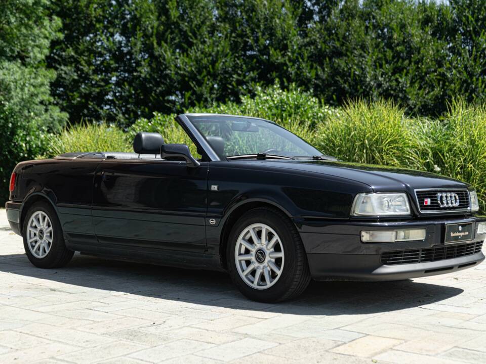 Afbeelding 4/50 van Audi Cabriolet 2.0 E (1997)