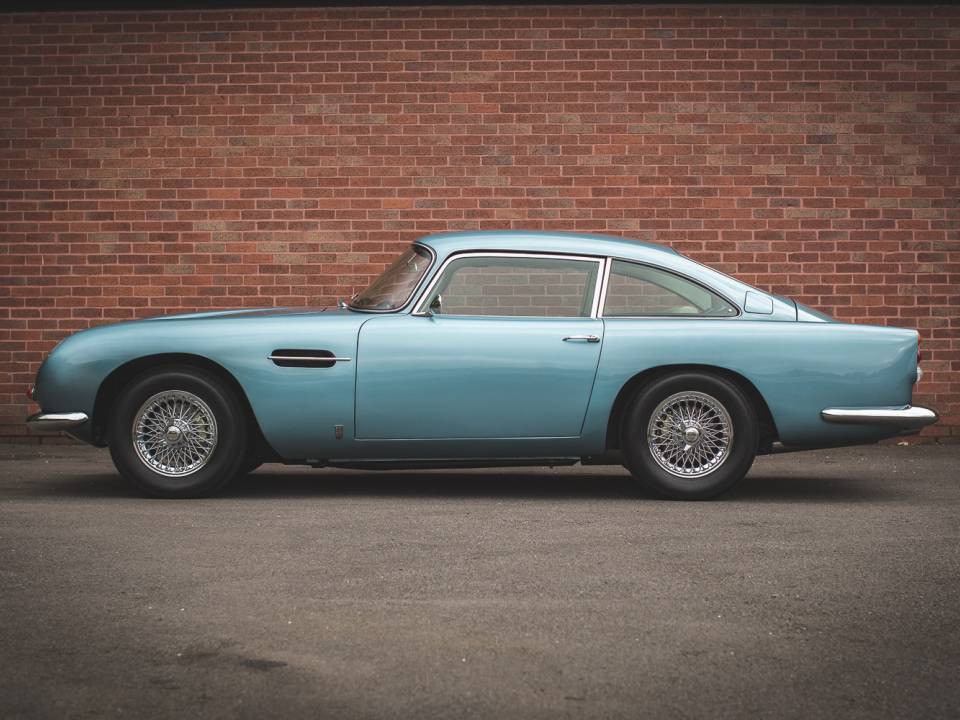 Afbeelding 2/36 van Aston Martin DB 5 (1965)