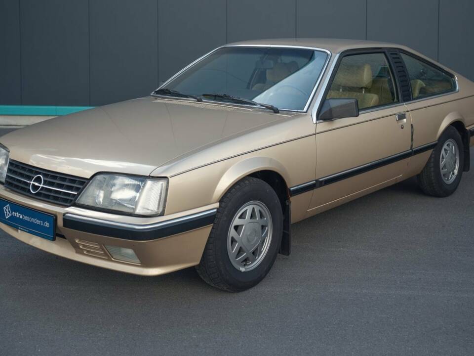 Image 2/15 of Opel Monza 2,2 (1985)