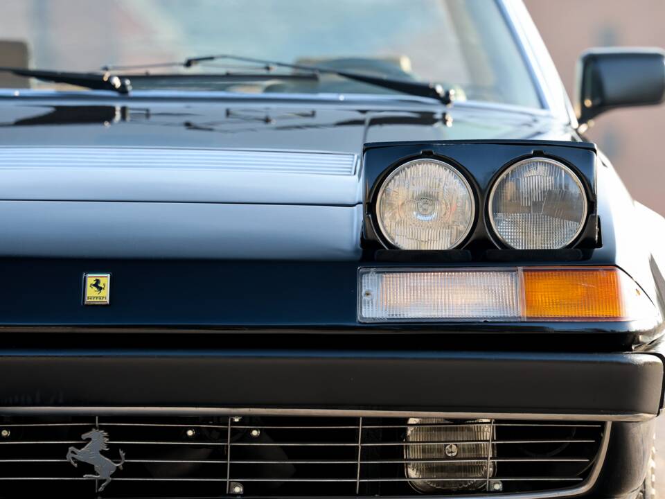 Image 4/32 of Ferrari 400 GT (1977)