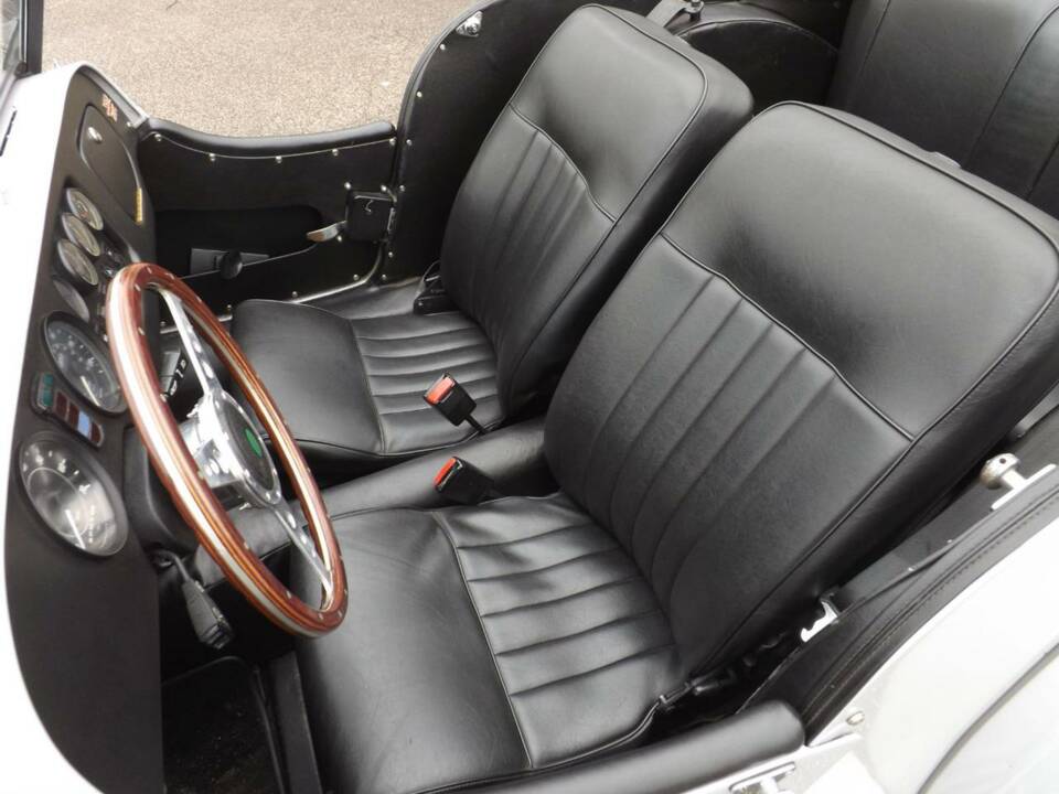 Bild 25/50 von Morgan 4/4 1600 (1985)