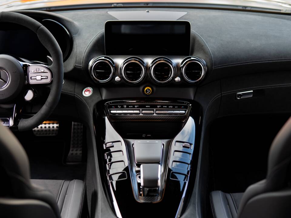 Image 34/37 of Mercedes-AMG GT Black Series (2022)