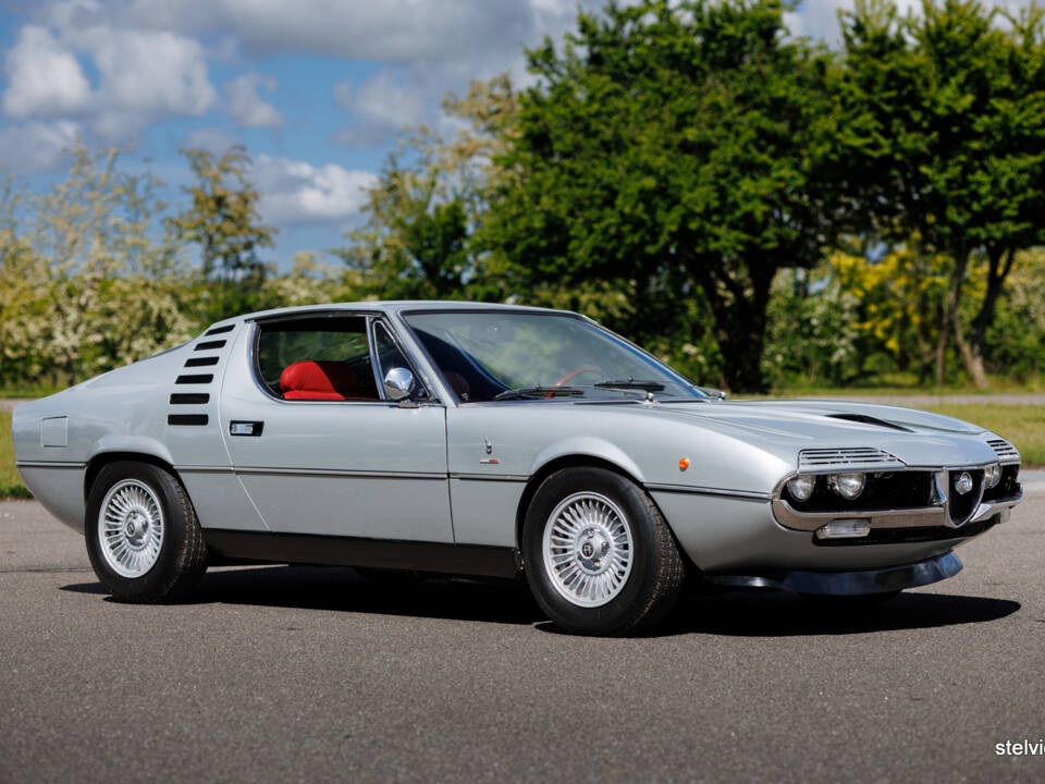 Afbeelding 6/45 van Alfa Romeo Montreal (1972)