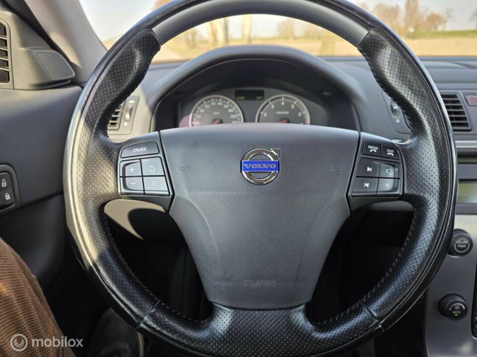 Imagen 27/32 de Volvo C30 2.0 (2007)