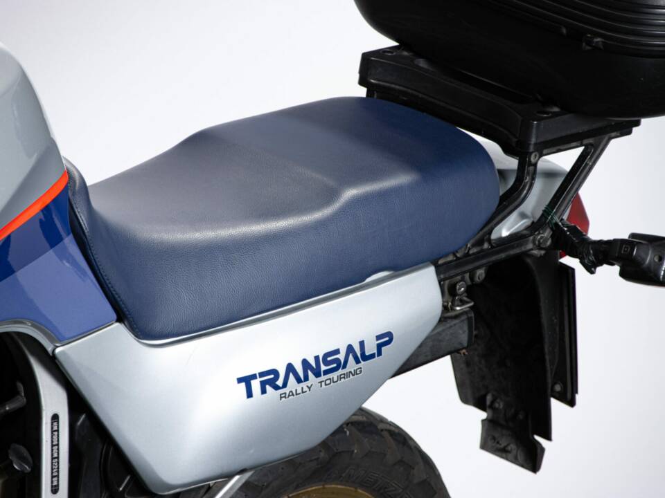 Image 42/43 of Honda XL 600V Transalp (1987)