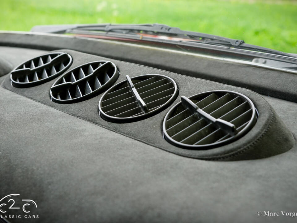 Image 55/80 of Ferrari 365 GTC&#x2F;4 (1972)