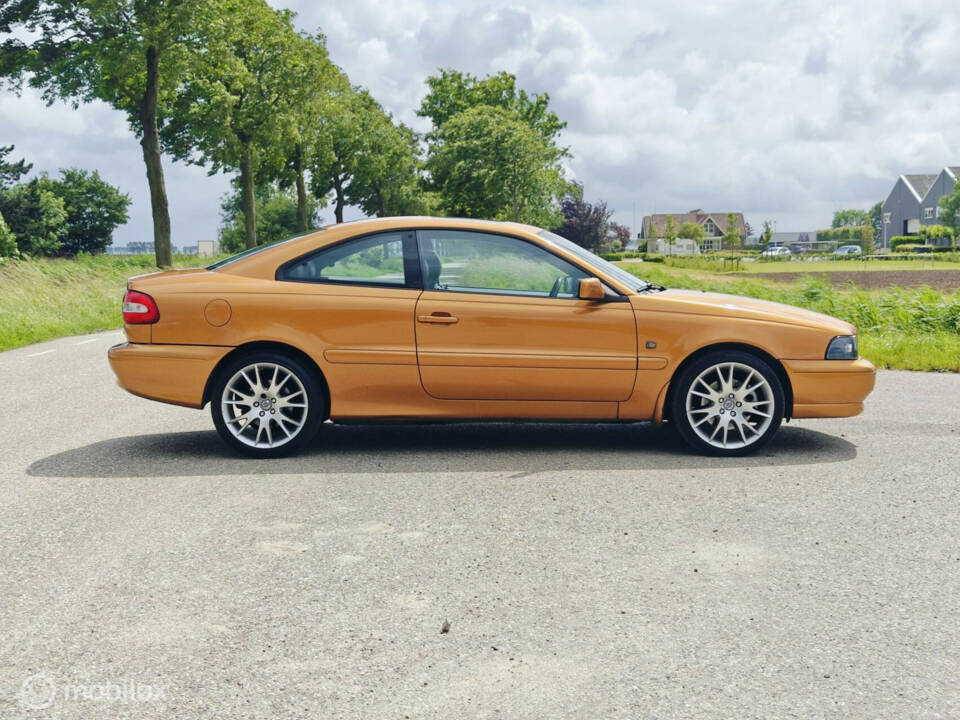 Imagen 6/32 de Volvo C70 2.4 T (1999)