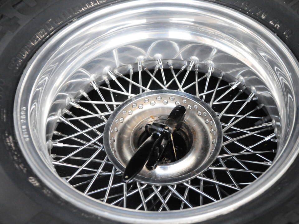 Image 19/34 of Facel Vega Facel II (1964)