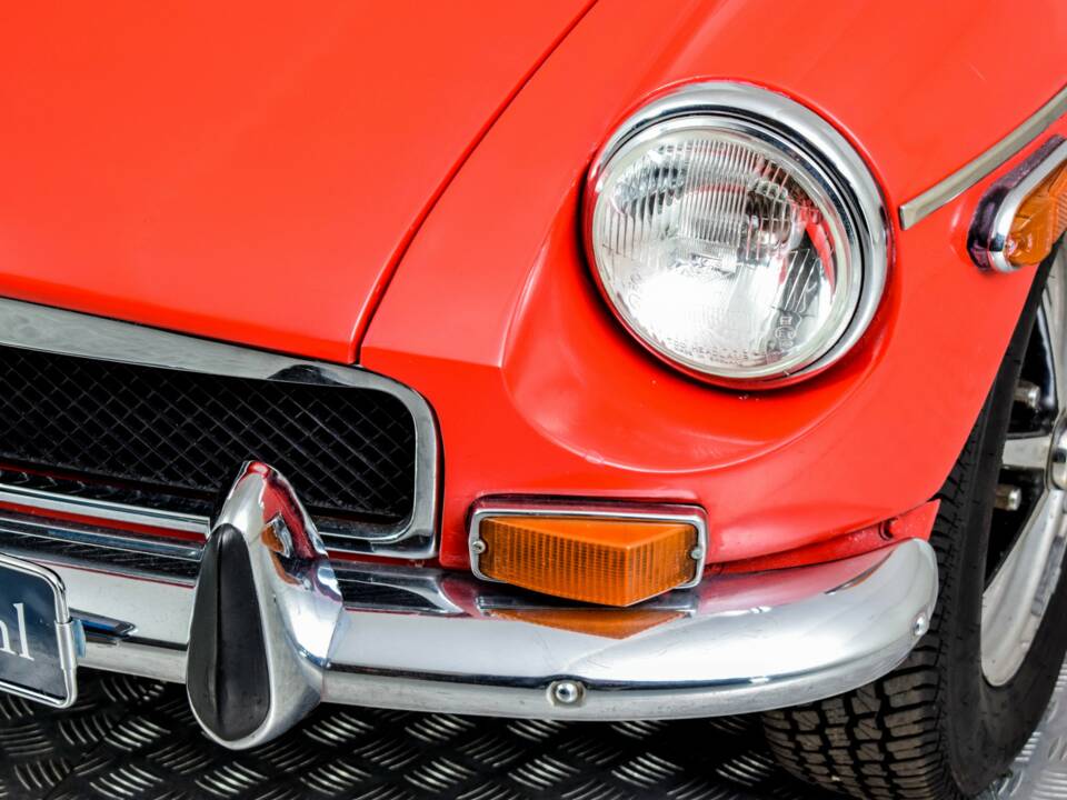 Bild 22/50 von MG MGB (1974)