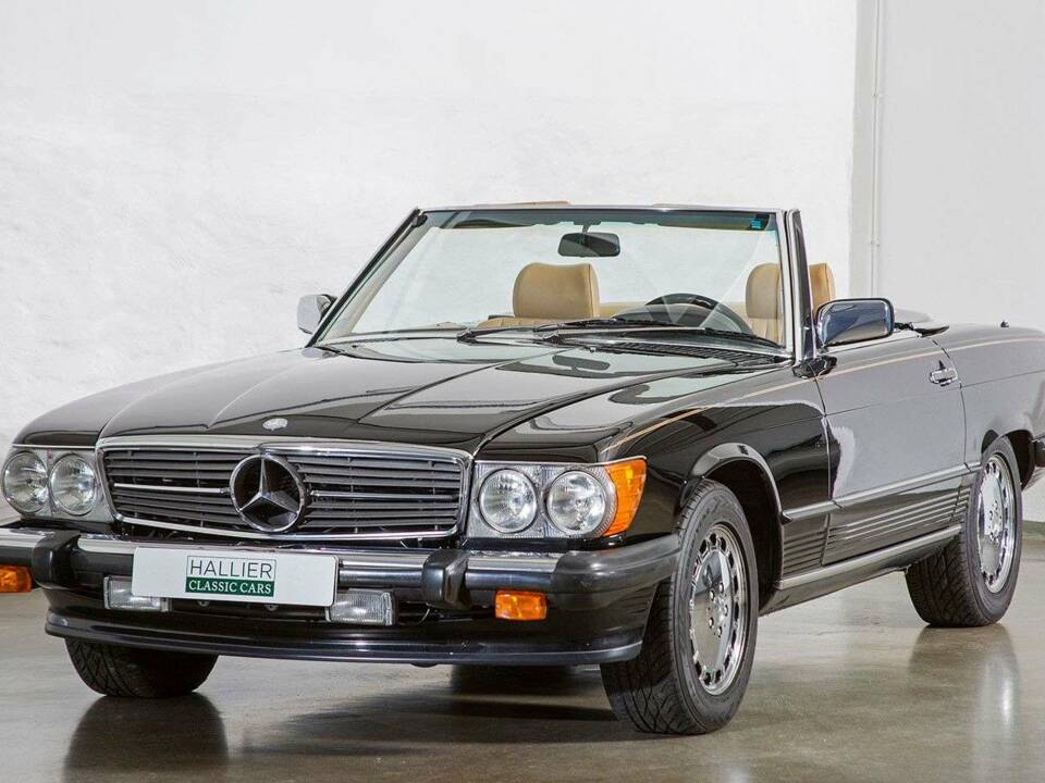 Image 1/20 of Mercedes-Benz 560 SL (1987)