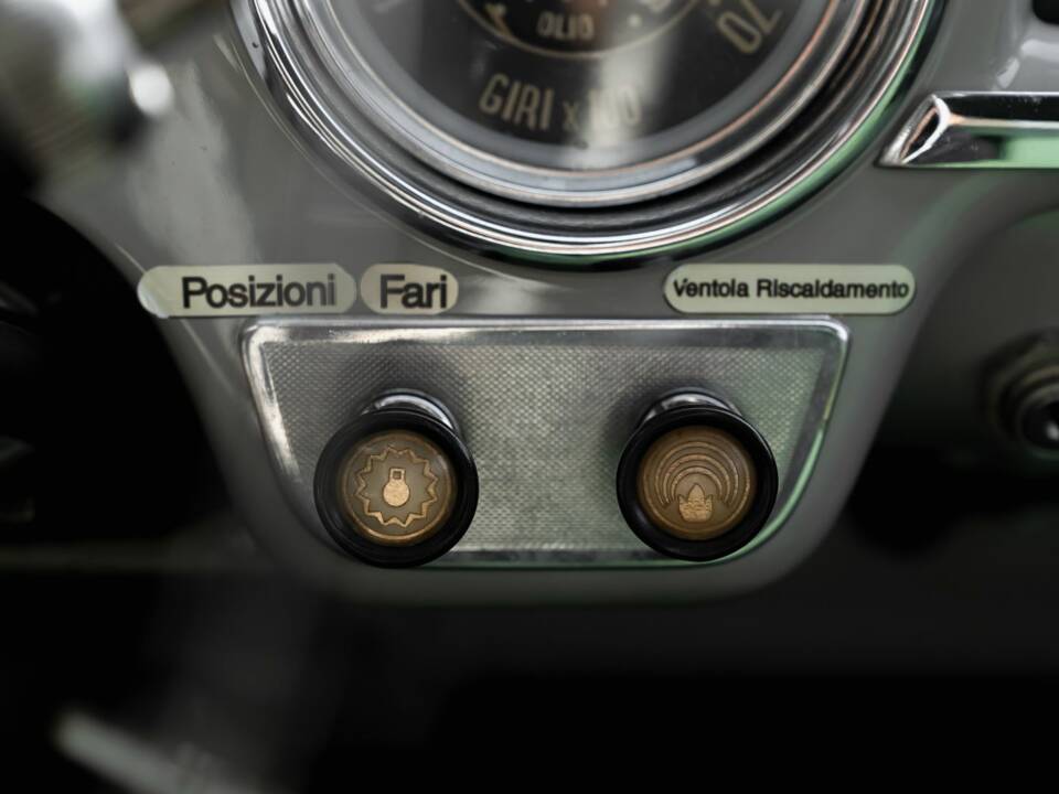 Image 51/54 de Alfa Romeo 1900 TI Super Berlina (1955)
