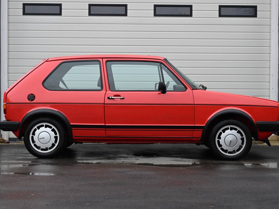 Image 2/50 of Volkswagen Golf Mk II Gti 1.8 (1984)