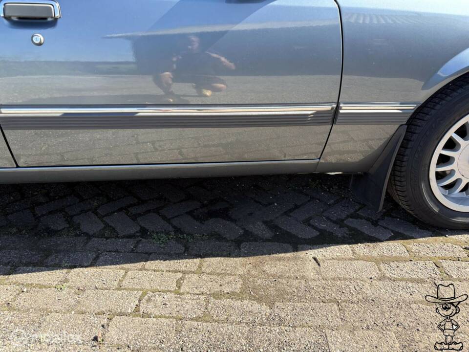 Image 13/35 de Opel Rekord 2,0 E (1985)