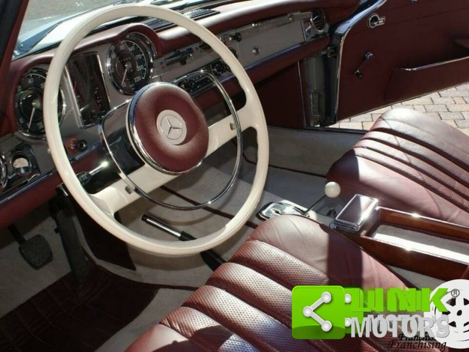 Image 10/10 de Mercedes-Benz 230 SL (1967)
