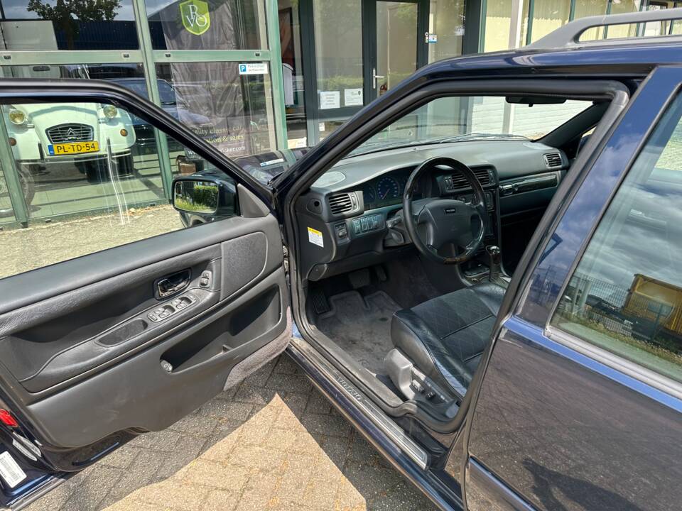 Afbeelding 27/59 van Volvo V70 R AWD (1997)