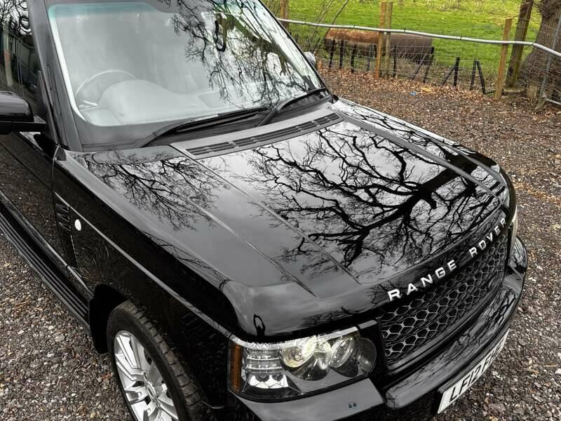 Immagine 8/50 di Land Rover Range Rover 5.0 HSE (2012)