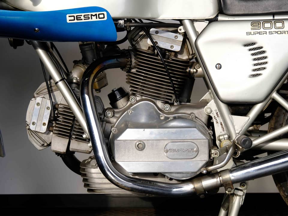 Image 42/54 de Ducati 900 SS (1977)