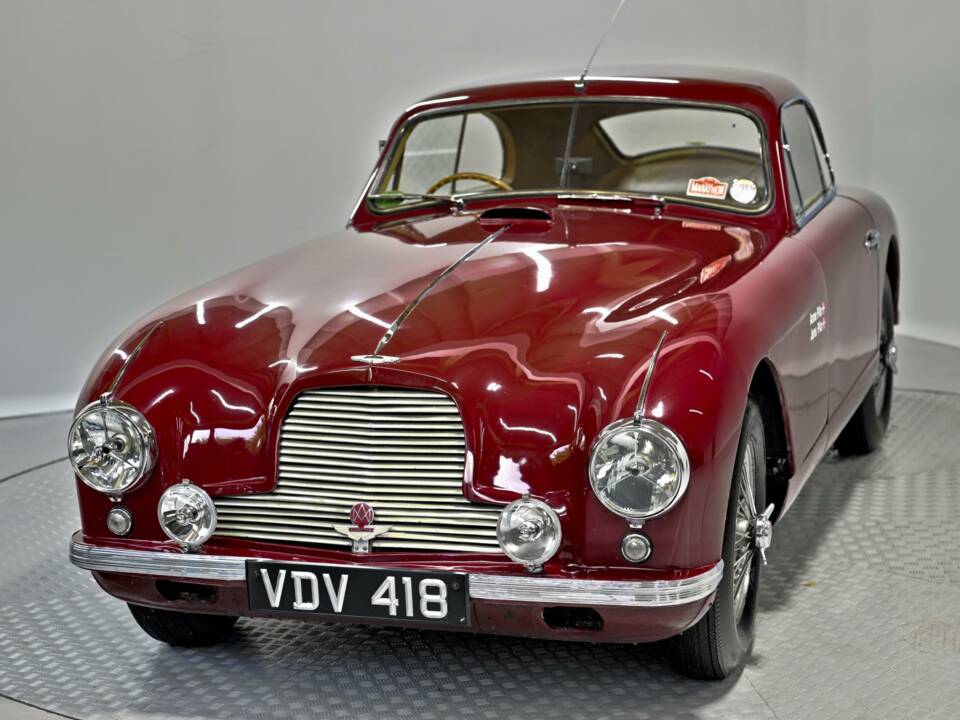 Image 7/50 de Aston Martin DB 2 Vantage (1953)